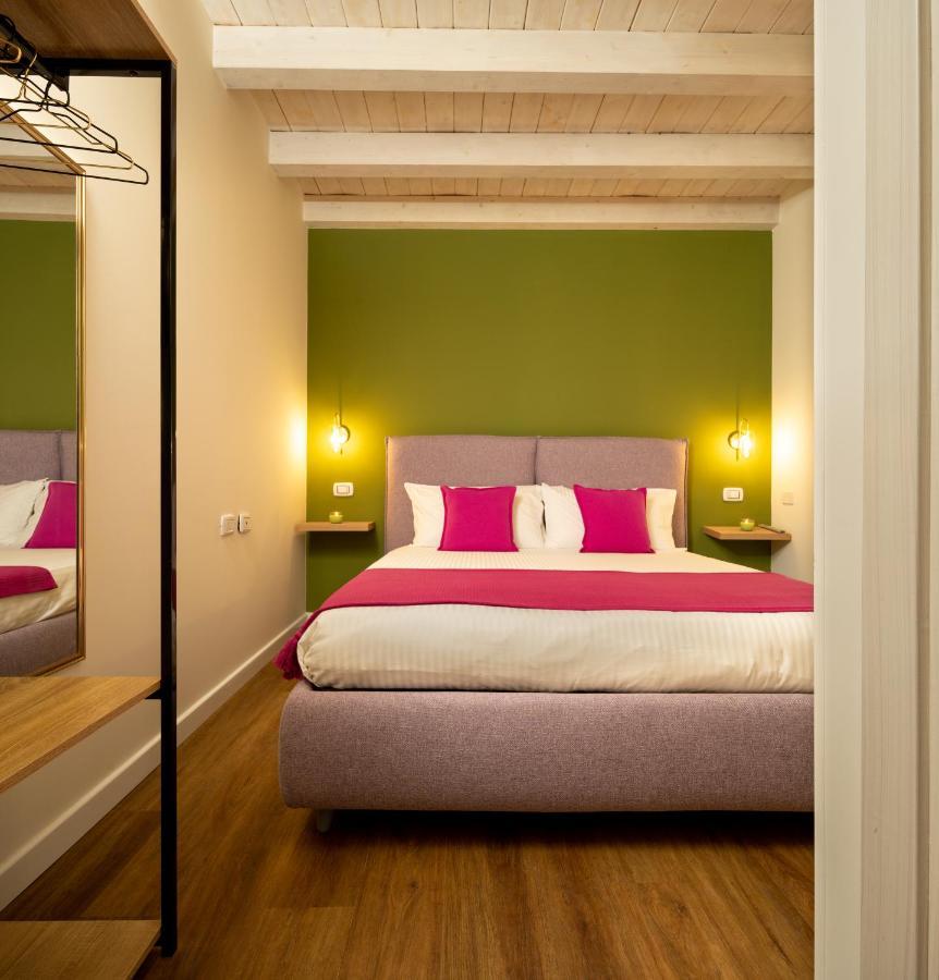 The Room Ortigia Syracuse Екстер'єр фото